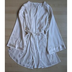 Shady Lady Nordstrom White Striped Satin Robe Pockets Small Medium S / M‎ Sleep